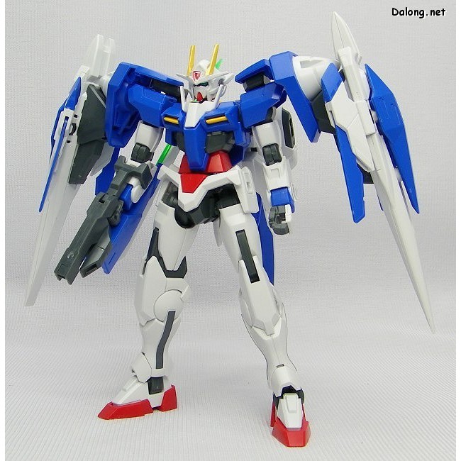 Model Kit - HG00 00 Raiser + GN Sword III - Bandai