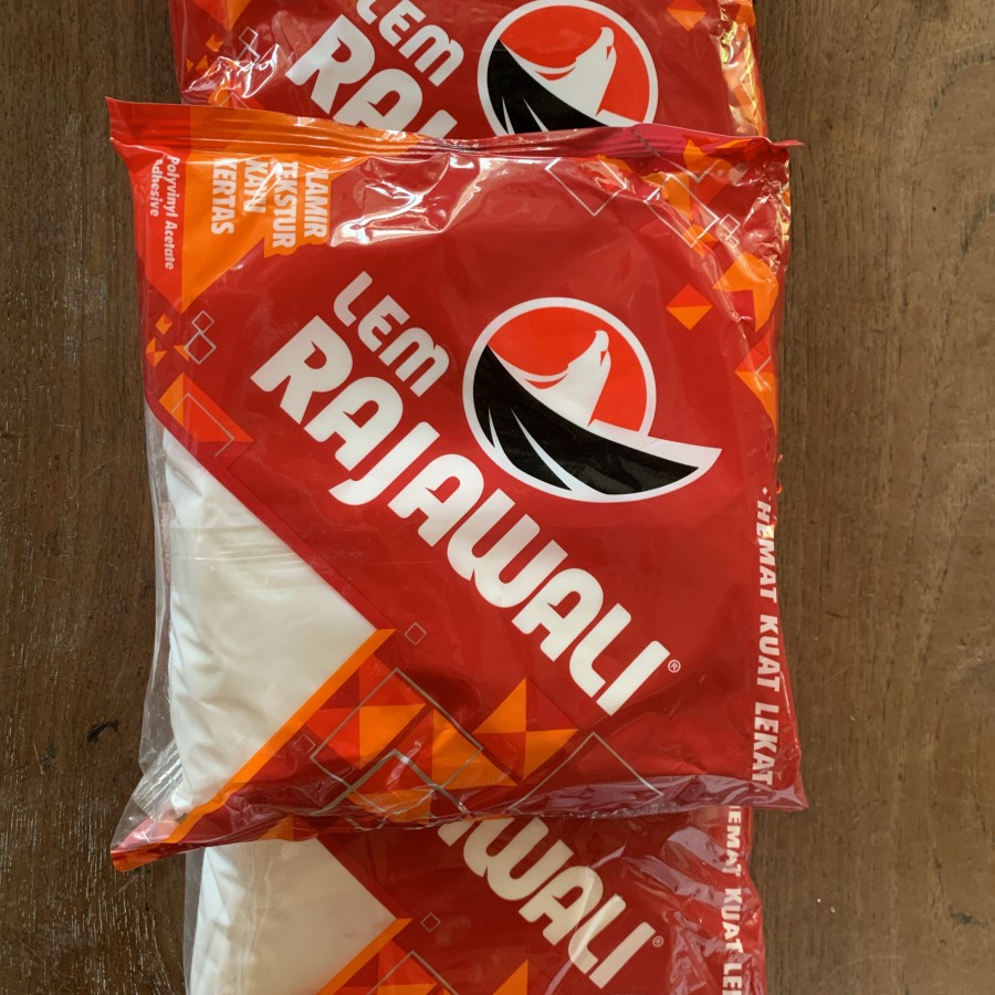 

Lem Rajawali Merah Kayu dan Plamir