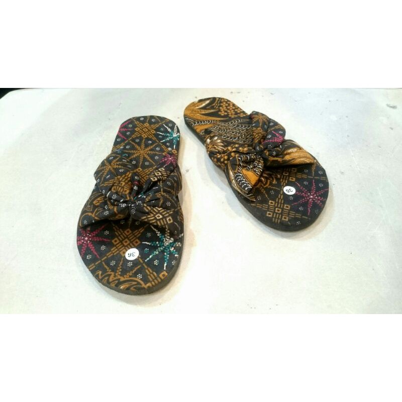 Sandal kupu japit flip hotel kain/batik/perca/rubber/nyaman/lucu/murah/oleholeh khas surabaya/malang