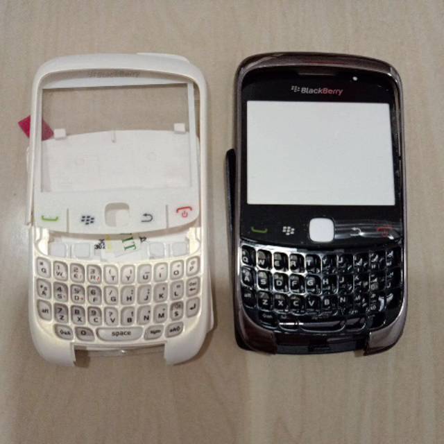 Case casing housing bb blackberry black berry 9300 hitam putih black white cuci gudang murah