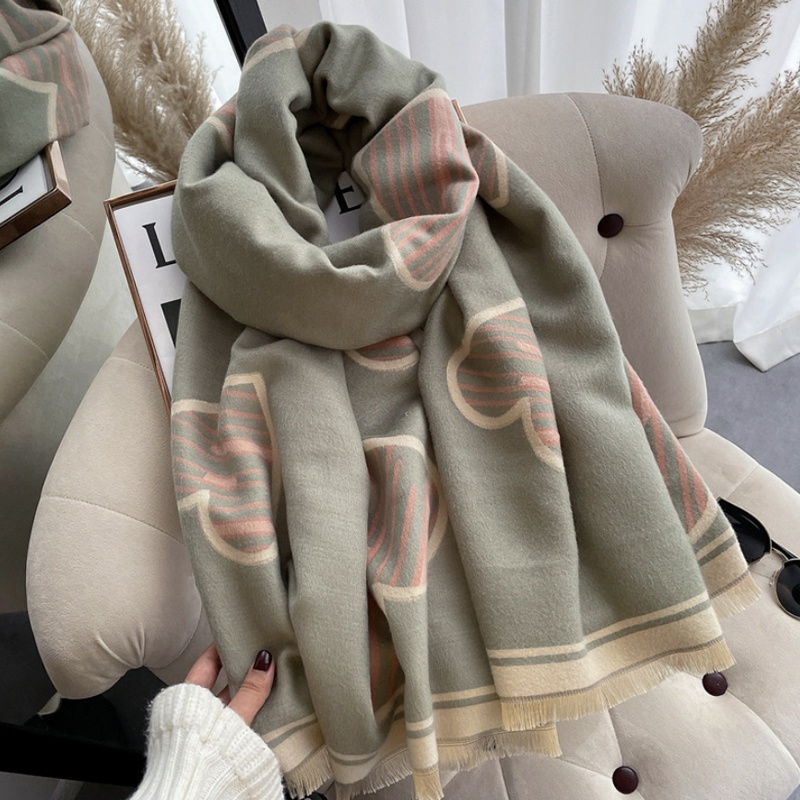 Syal &quot;Karenia&quot; 65 x 180 Motif &quot;Hati&quot; yang mewah, Bahan High Grade Cashmere Immitation