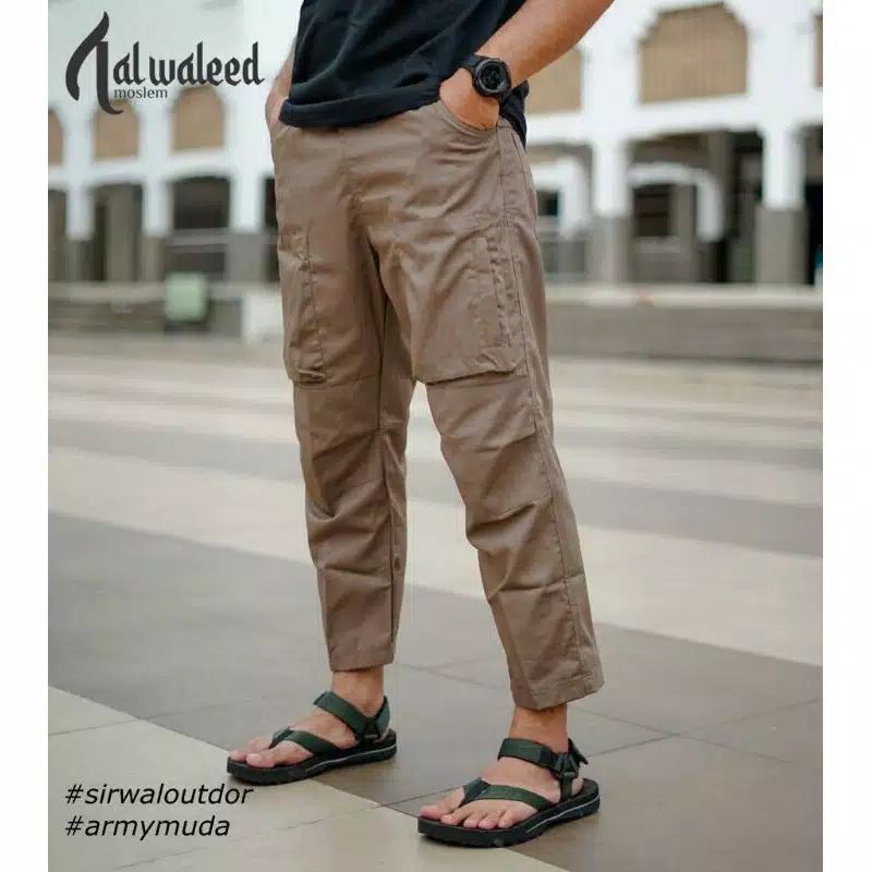 Celana Sirwal Pria Berkualitas Bahan Adem Terbaru Panjang Cowo Terlaris Lebaran Simple Trendy Anti K