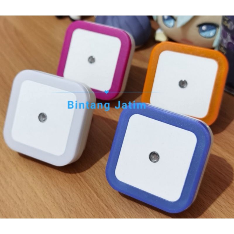 LAMPU SENSOR LED LIGHT SENSOR LAMPU MALAM LAMPU TIDUR LED BENTUK KOTAK LAMPU HIASAN DINDING