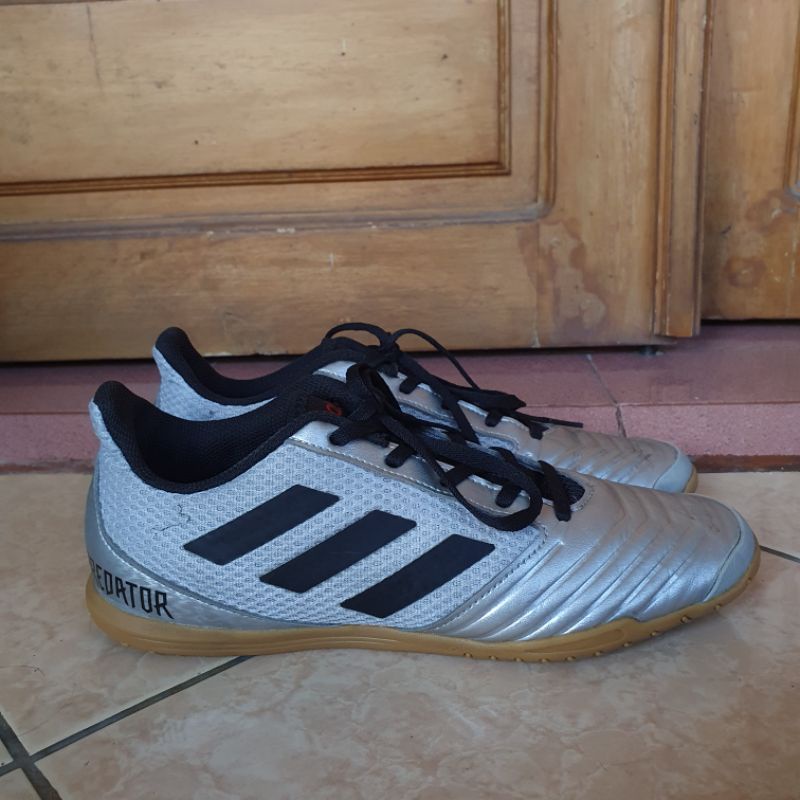 SEPATU FUTSAL ADIDAS PREDATOR 19.4 IN SALA - SECOND - SIZE 41⅓