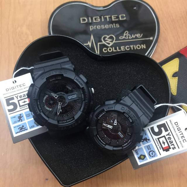 Digitec couple