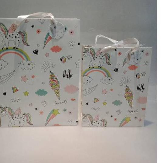 

Grosir ❊ PAPER BAG TEMPAT KADO GLITTER MOTIF UNICORN ES CREAM 1008~