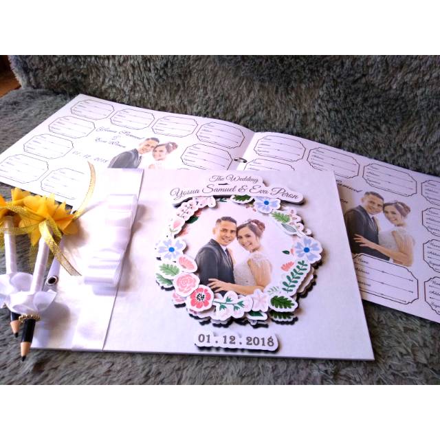 BUKU TAMU PERNIKAHAN WEDDING GUESTBOOK WHITE CUSTOM POP UP FOTO TERMURAH