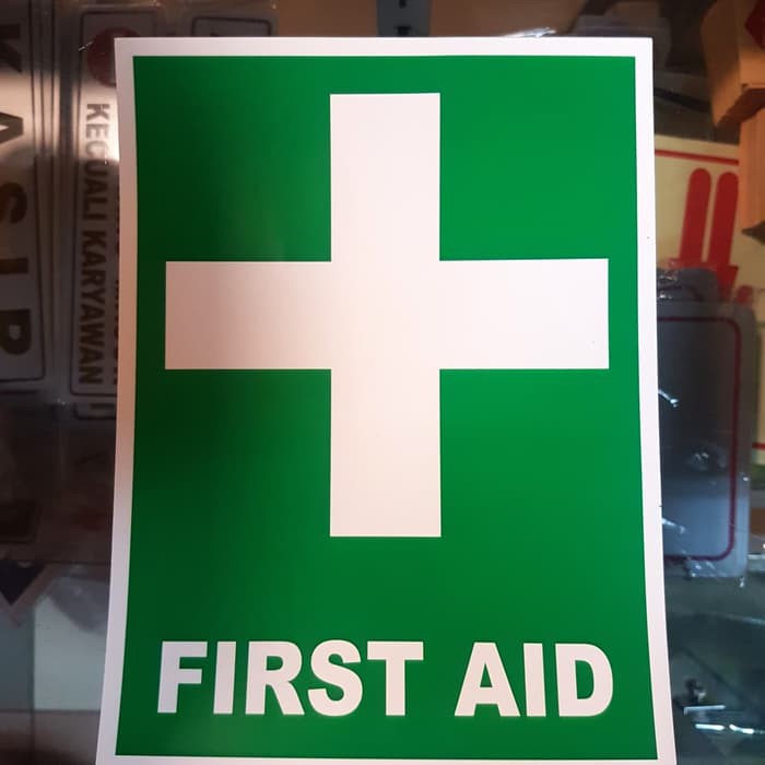 

JUAL STICKER LABEL SIGN FIRST AID UKURAN 15X20CM