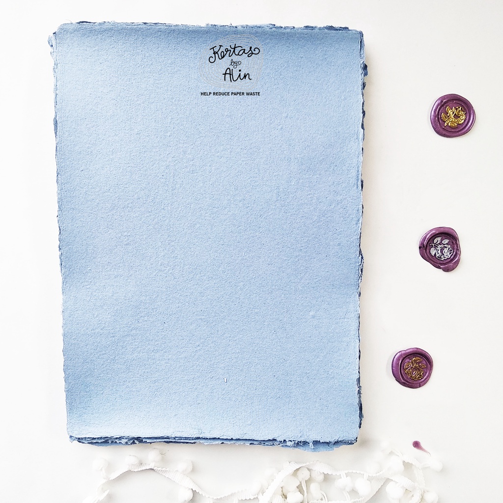 

Kertas Daur Ulang Warna Eyeshadow Blue A4