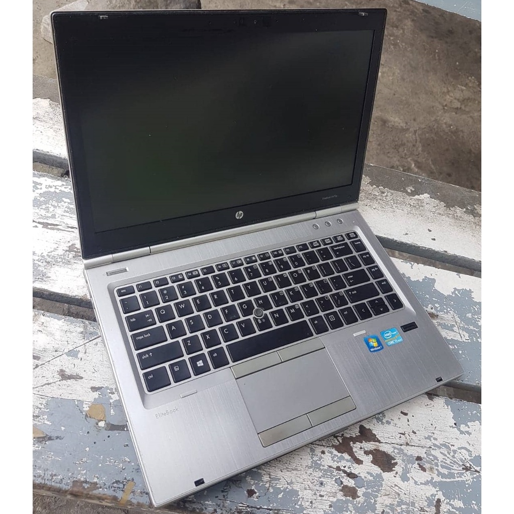 LAPTOP LENOVO CORE I5 GEN 6  RAM 8GB MURAHH