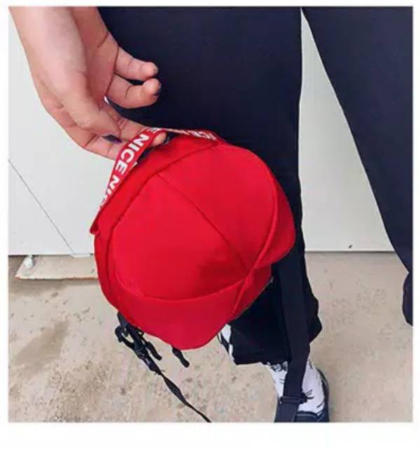 Tas Selempang Mini Bentuk TOPI / Tas Hang Out Keren