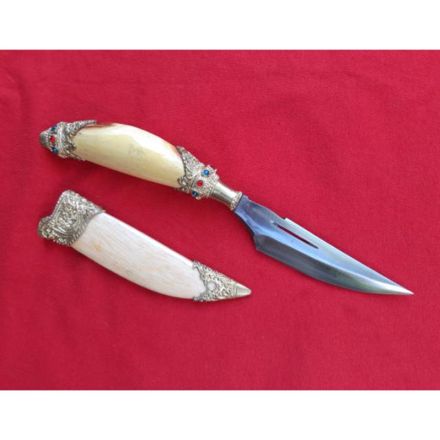 Mutik atau seselet bali