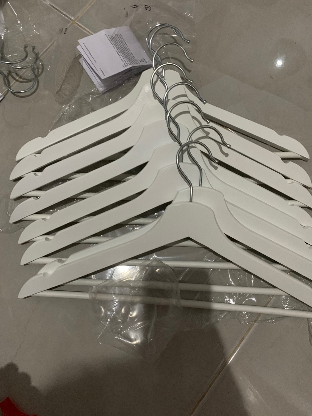 Gantungan / Hanger Pakaian Bahan Kayu Alami, Set Isi 8pcs Putih Bu1512