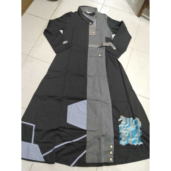 Tuneeca preloved size m