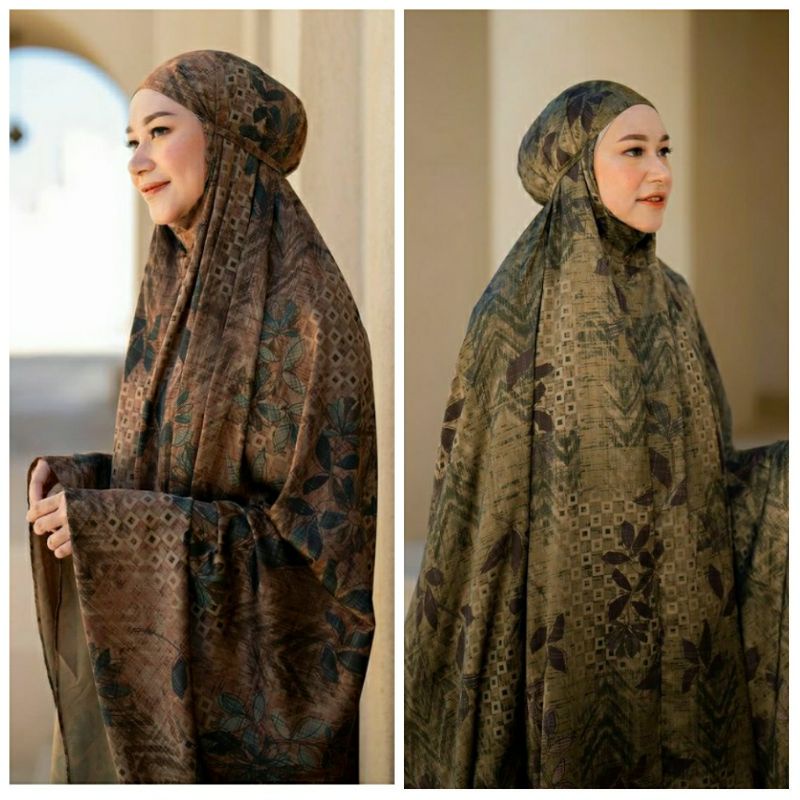 Alhambra Prayer Set by HL