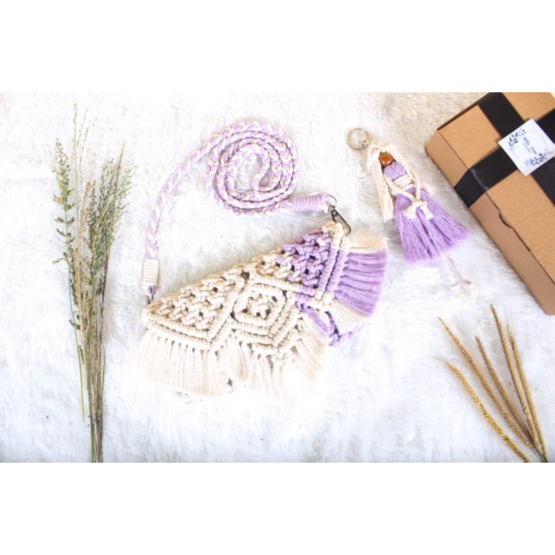 

Macrame bag (White,Lilac) 002