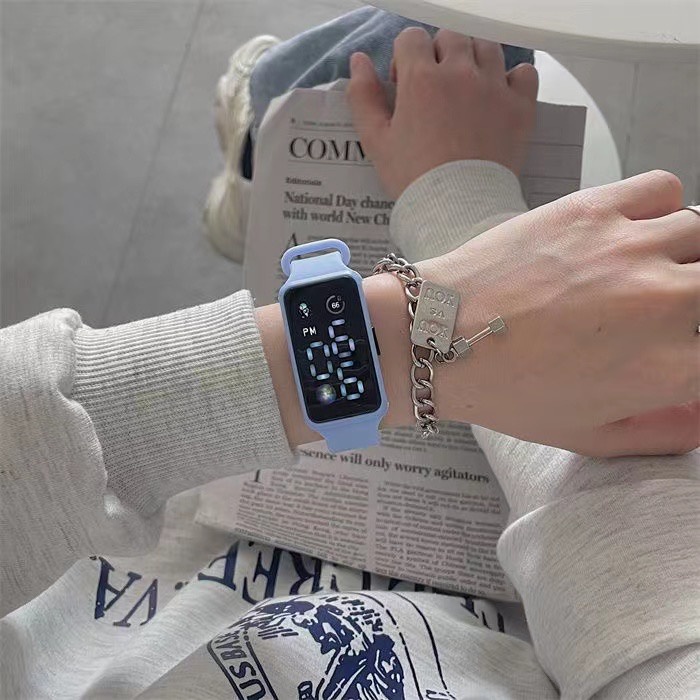 COD✅ Jam Tangan Digital LED  Rubber Electronic Fashion Import Pria Wanita Anak Remaja M165