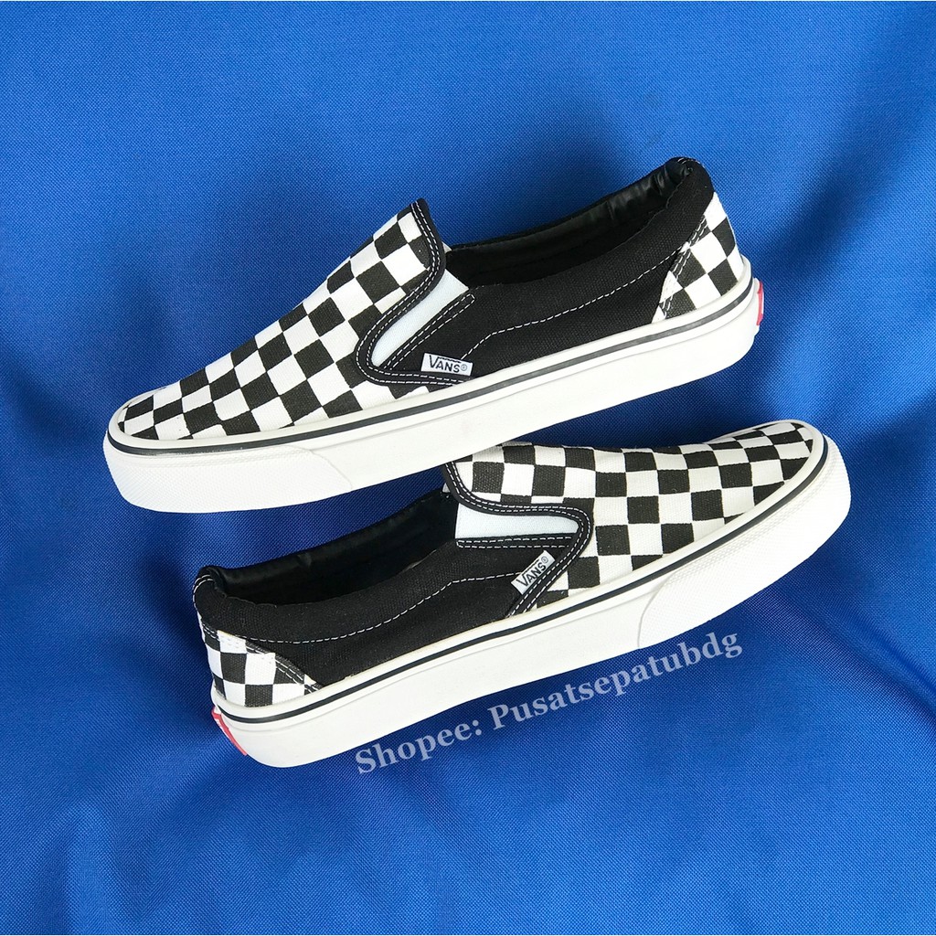 VANS SLIPON CHECKERBOARD BLACK WHITE DT