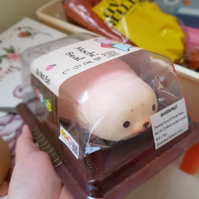 punimaru jumbo mochi seal