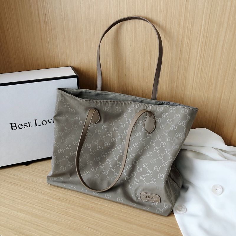 TAS SELEMPANG TOTEBAG NILON