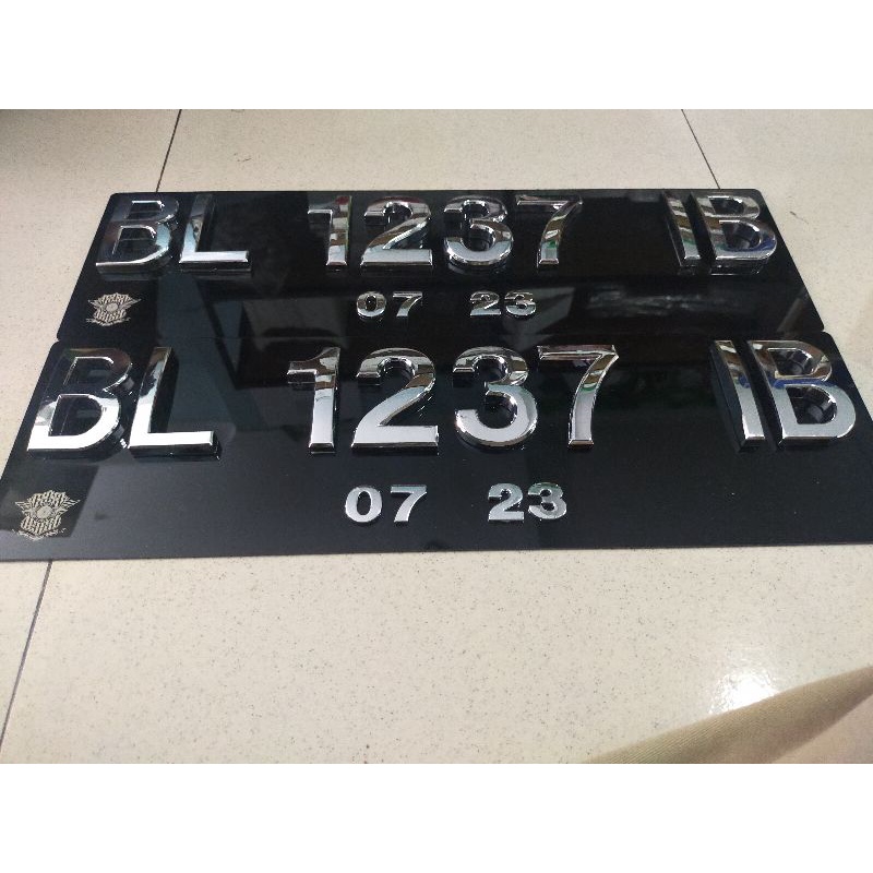 PLAT MOBIL TIMBUL - Cembung Chrome -Ukuran Universal  FREE DUDUKAN