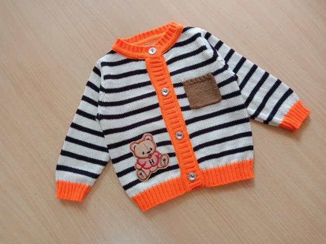 31201 Jaket cardigan rajut bayi motif garus & bear-2