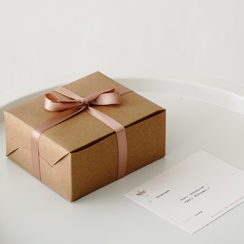 

Misu Sweet - Pita dan Box