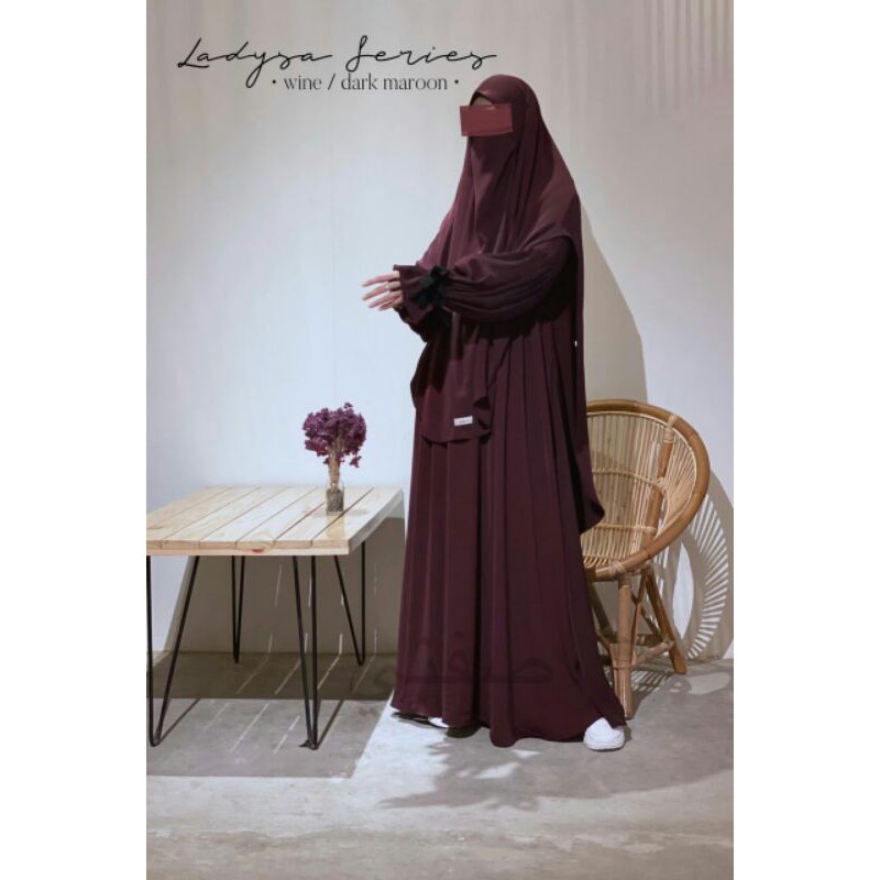 Ladysa Series by Sofni