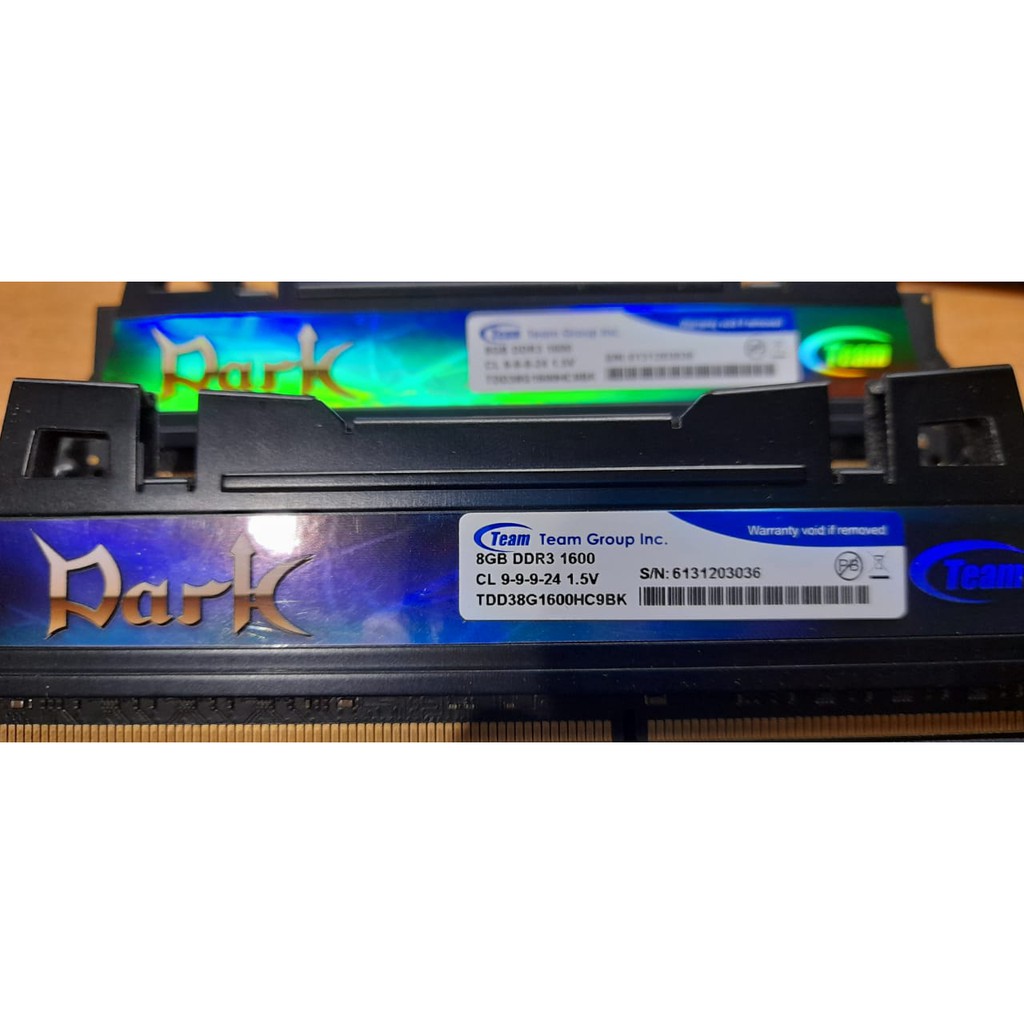 RAM TEAM DARK KIT  2X8GB