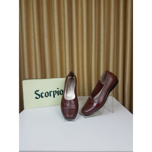 sepatu scorpion 6057