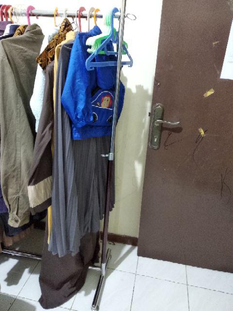 Gantungan Gawangan Baju Tarik   Max Lebar 1.8 Meter