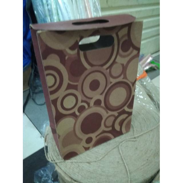 

paper bag buku amplop /shoping bag /12pcs terlaris dan murah, bahan tebal polkadot