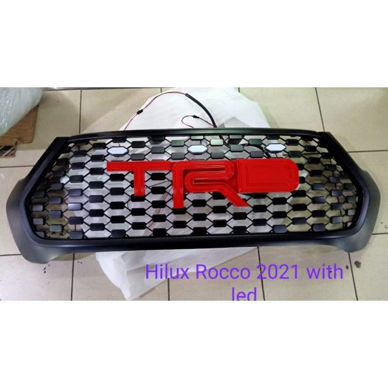 Grill Hilux rocco 2018 sampe 2021 led