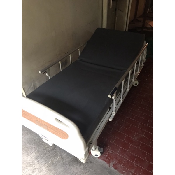 bed rumah sakit/ ranjang orang sakit pasien Onemed second