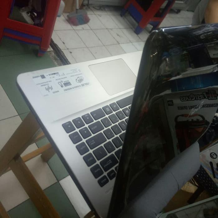 LP125 Laptop Asus X455D AMD A10