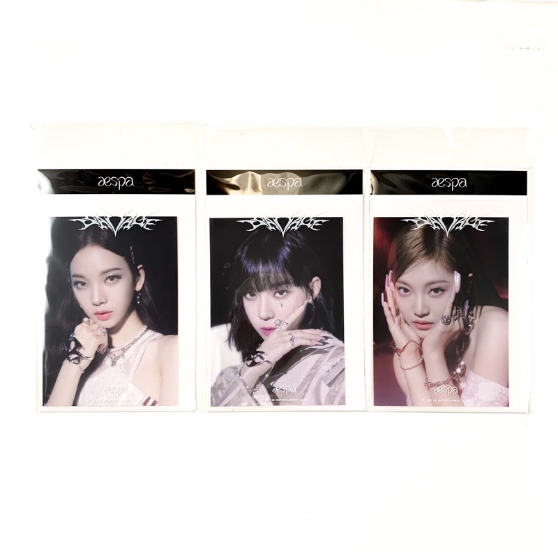 aespa SAVAGE MD - POSTCARD + HOLOGRAM PHOTOCARD SET