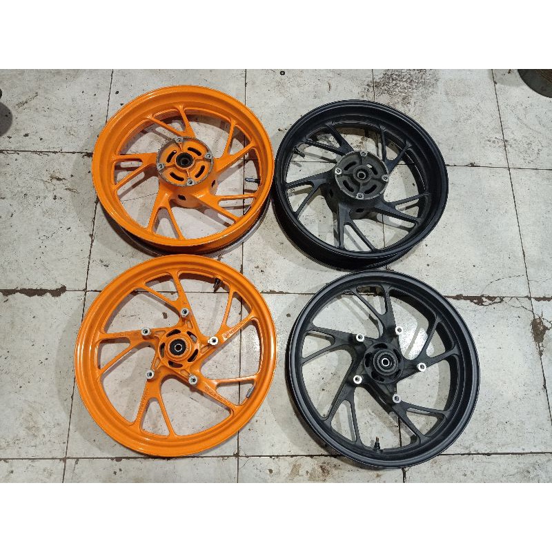 Velg set depan belakang  nCb150r cbr150r  ori copotan