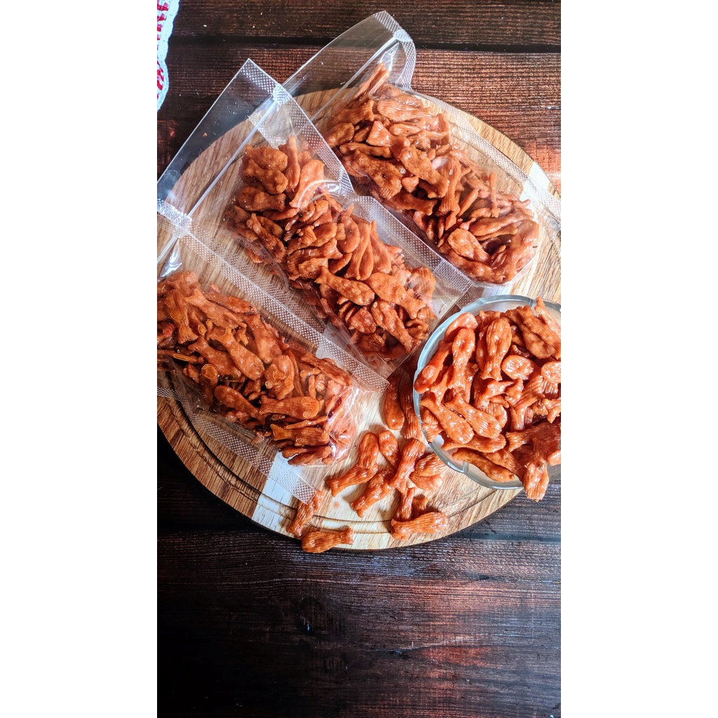 

PAKET 10 RIBU DAPAT 3 BUNGKUS/SEBLAK KERING KHAS BANDUNG/MAKANAN RINGAN/SEBRING KERUPUK IKAN HOT JELETOT/baby crab/KERUPUK IKAN pedas daun jeruk/keripik IKAN MURAH/kearupuk IKAN original MANTAP/kerupuk seblak/CAMILAN murah/TAKJIL BUKA PUASA/KUE LEBARAN