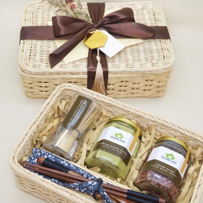 

HAMPERS LEBARAN - HIKARI DFHD3215SE