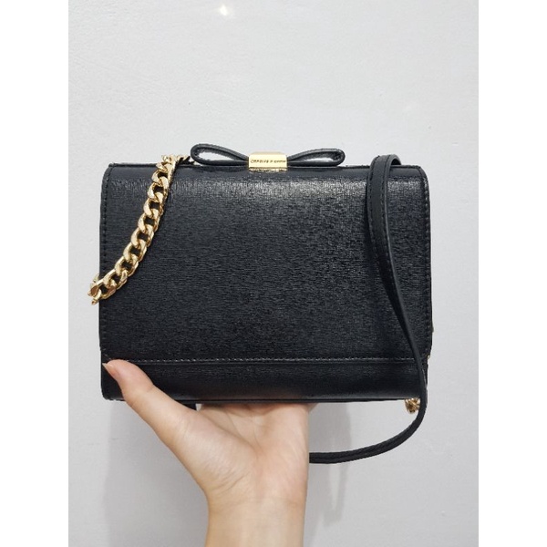 Tas selempang sling bag Charles & Keith preloved Bow Clutch