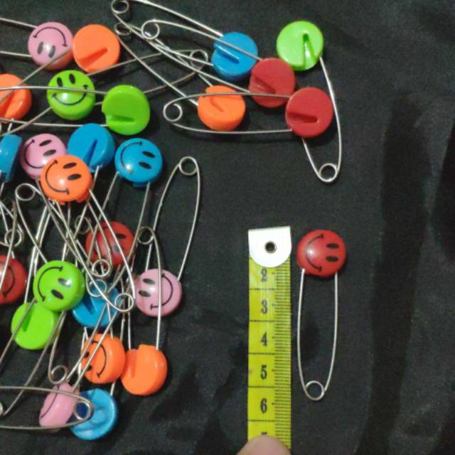 LZ.C20 Peniti besar SMILE. Baby safety pin. Cemiti plastik. Clip pacifier