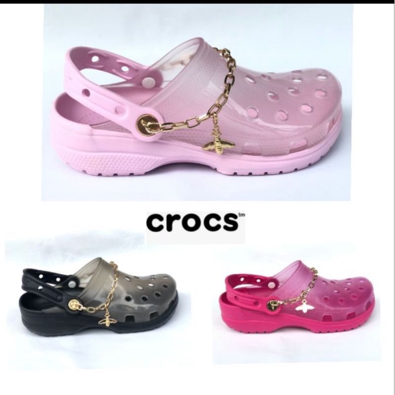 Sandal Crocs yang MI COLLAB Crocs trasnlucent clog / Crocs Trasnlucent / Sandal wanita crocs