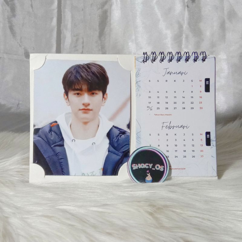

Kalender Meja 2022 Linyi Xiao zhan China Aktor