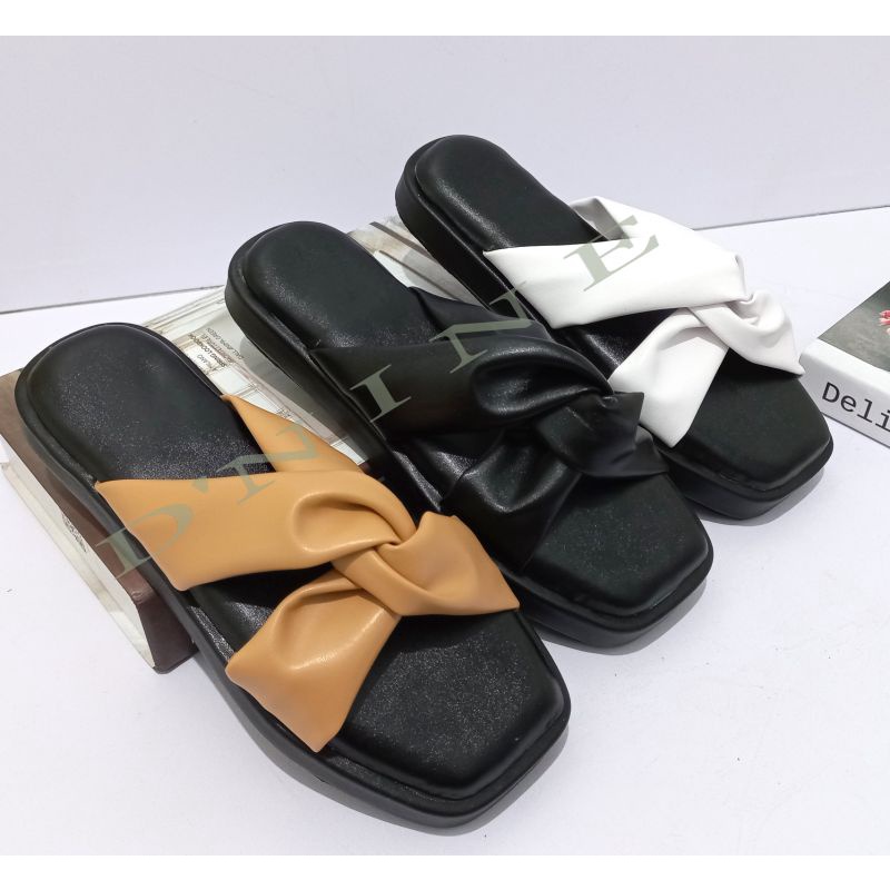 VINNY DY 04 Sandal Wanita platform silang