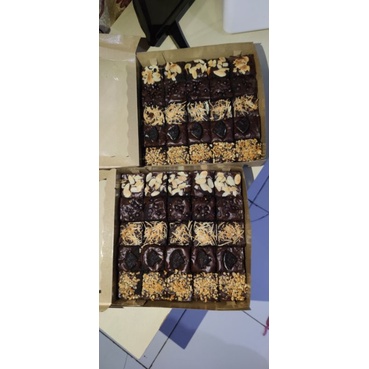 

Fudgy Brownies, Brownie panggang/Brownies enak murah/ Brownies coklat nyoklat enak