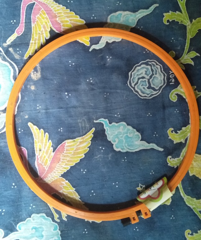 Pemidangan Ukuran 20cm 25cm 30cm Plastik Dan Kayu