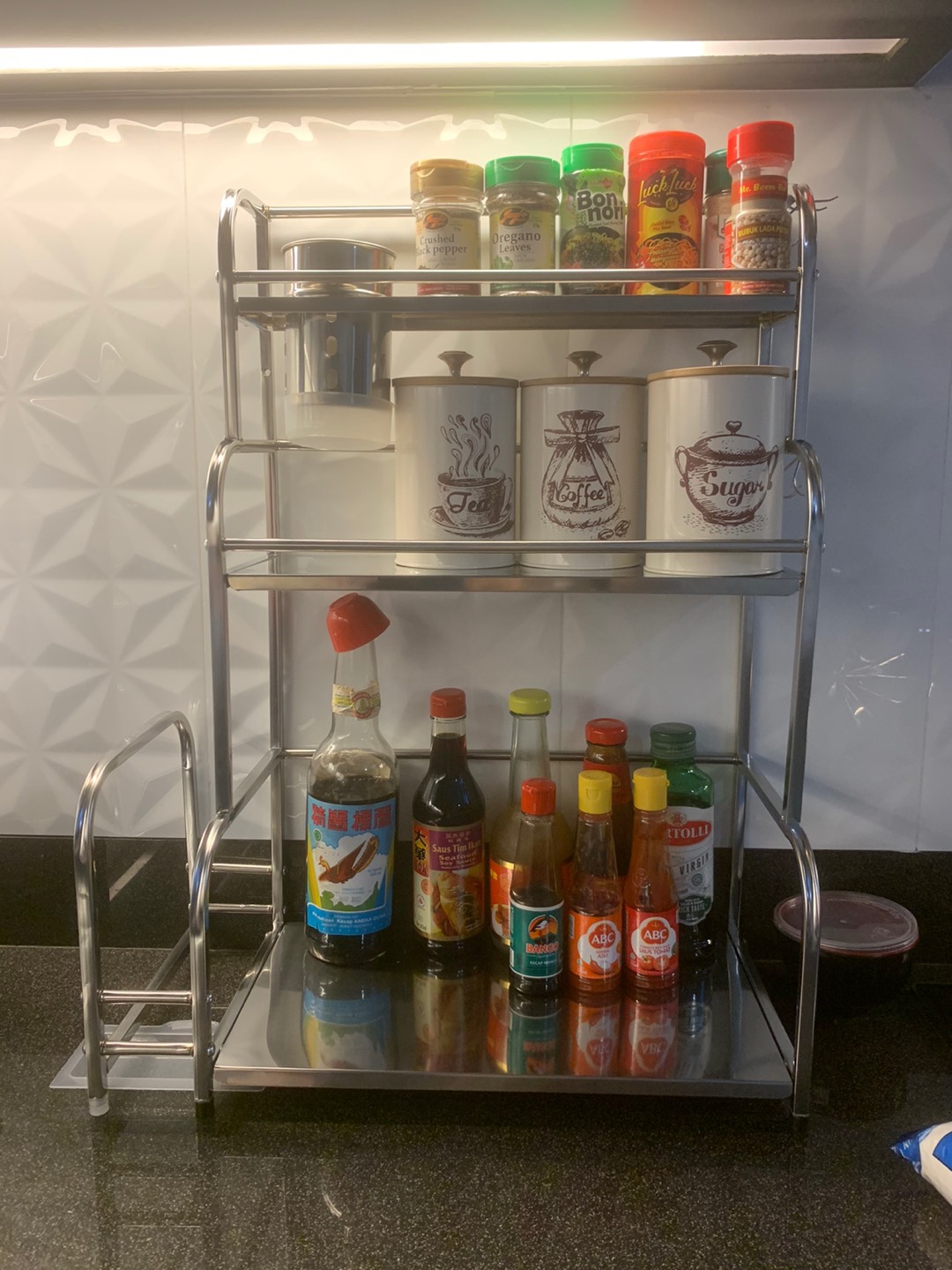 Rak Bumbu Dapur 3 Susun Tingkat Serbaguna Tempat Peralatan Masak Pisau Talenan Dapur Bahan Stainless