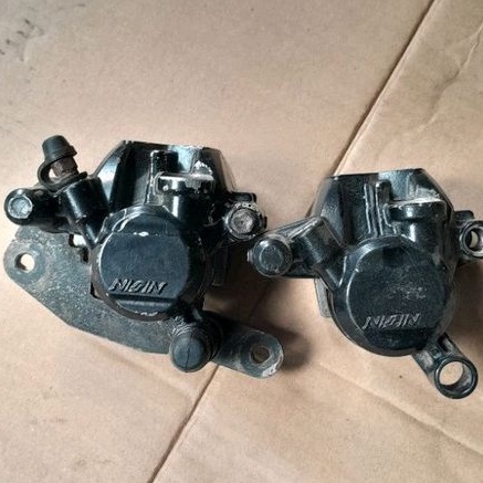 kaliper cakram depan/kepala babi beat fi bekas ori