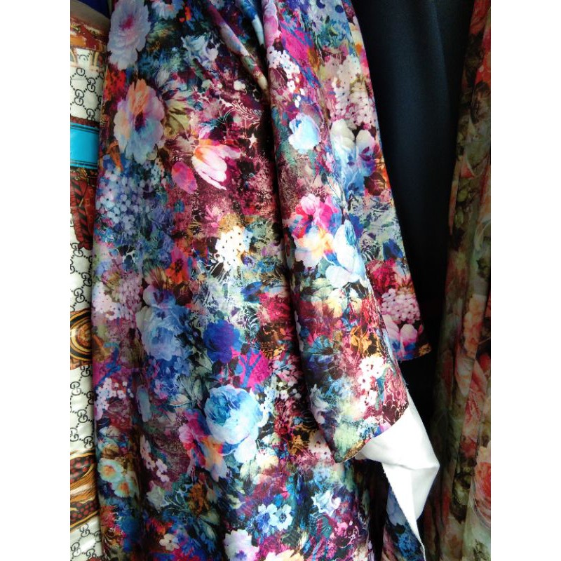 Kain Scuba Motif Bunga Cantik Harga Per Satu Meter Pembelian Min 2mtr Shopee Indonesia