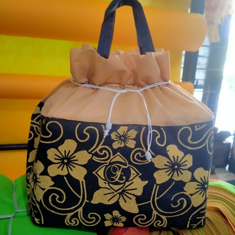 

tas serut ukuran 22